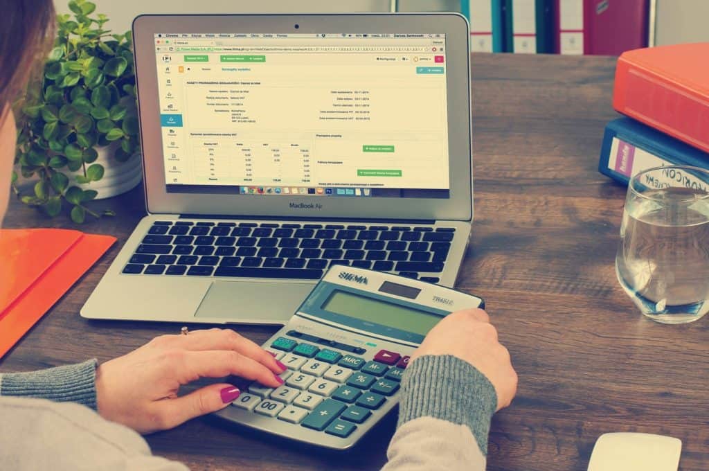 Digital accounting bookkeeping for freelancers