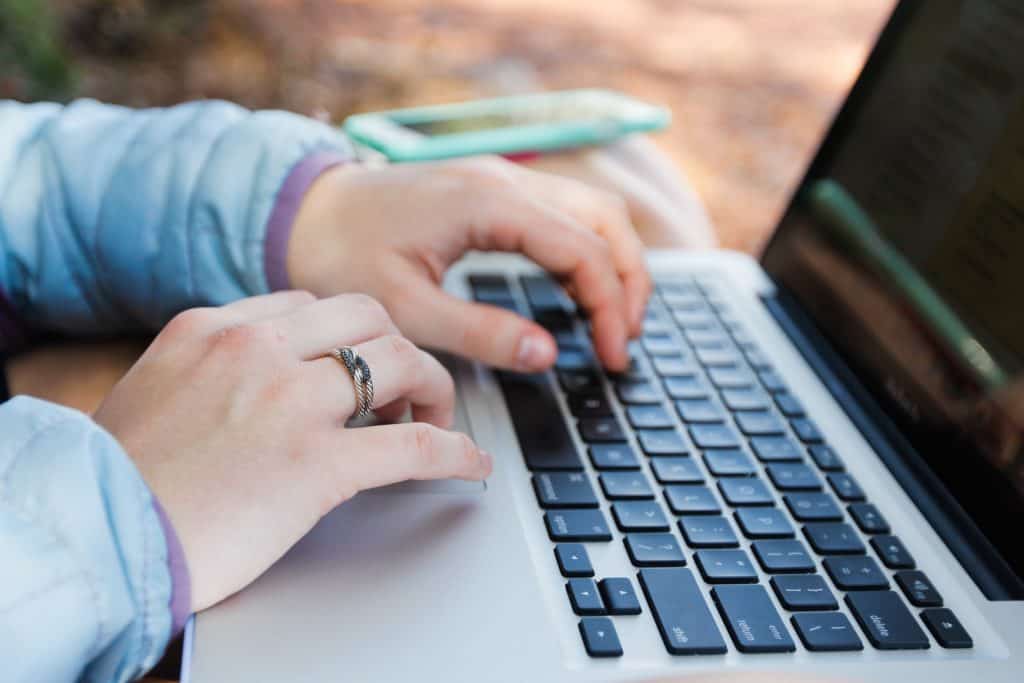 ways to earn money freelancing online job